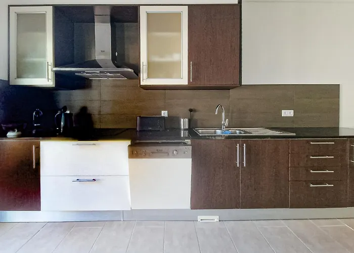 Encosta Vista Salgados - By Bedzy 빌라 *